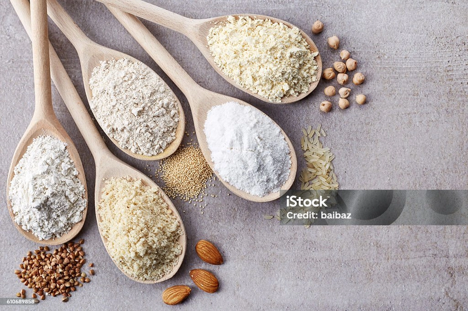 glutenfrei backen, lecker, emmert, Backkurs, Pizzen, Sauerteig, Baguettebötchen, Lernküche